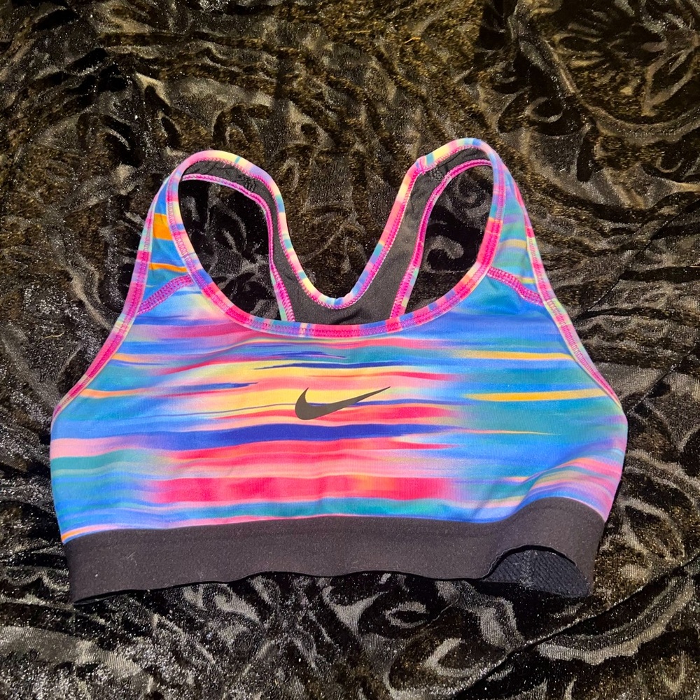 nike sports bra